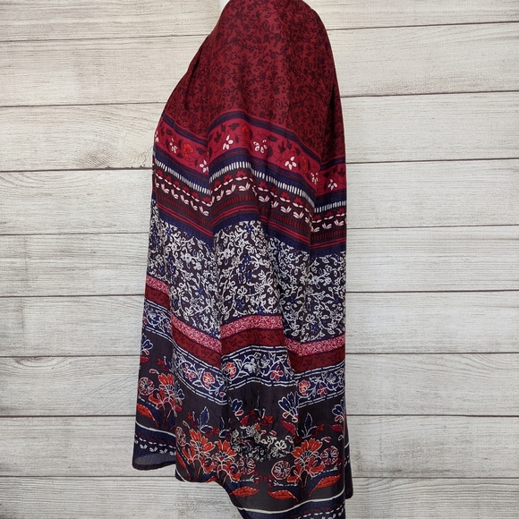 Beach Lunch Lounge Top, size Medium in good condit - Picture 3 of 8